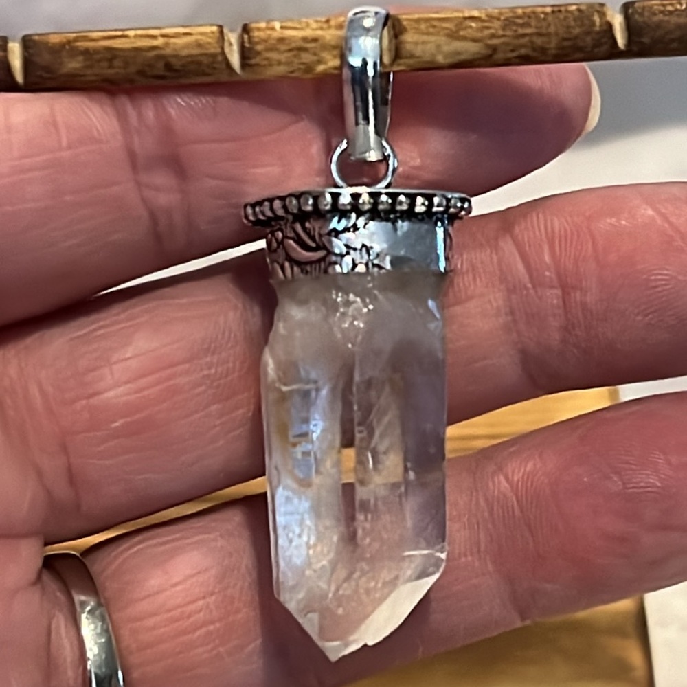 #604 Rough Clear Crystal Quartz Handcrafted Pendant NWOT - Picture 4 of 12